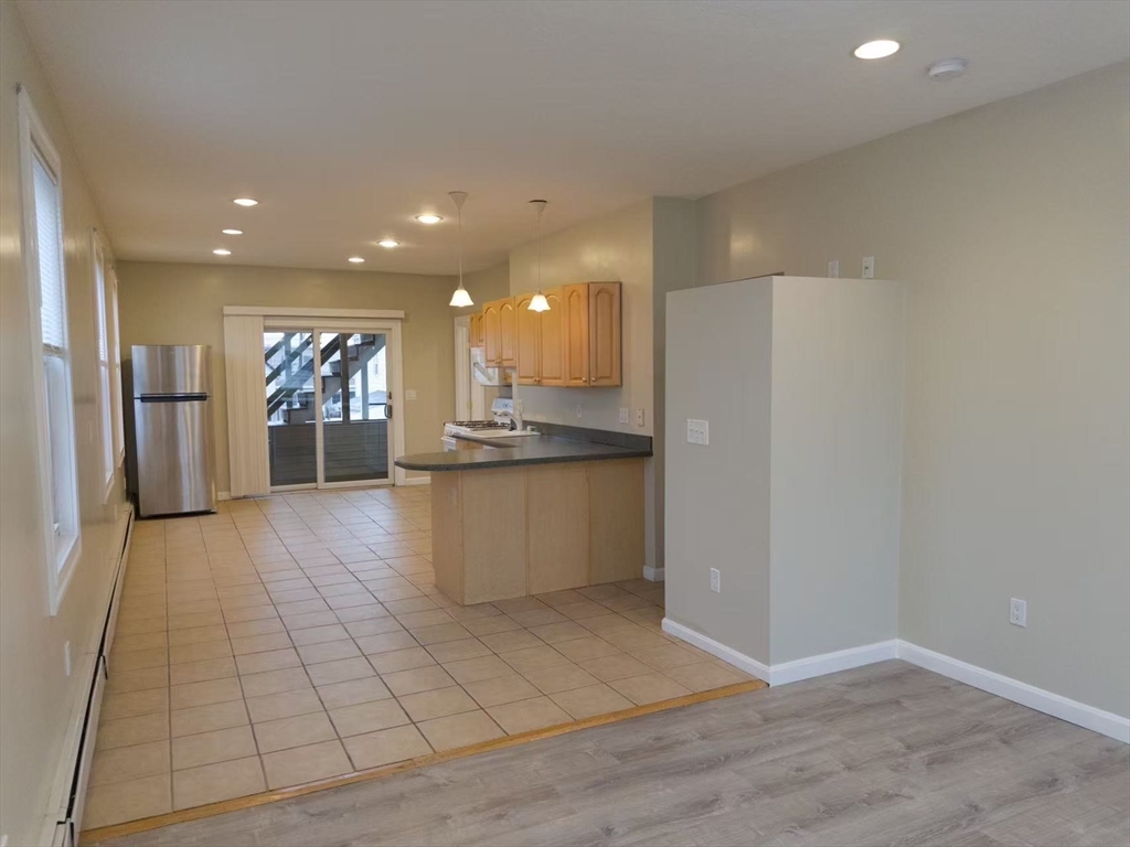34 Thorndike St # 2