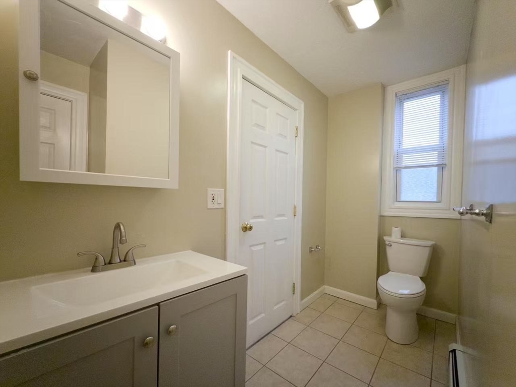34 Thorndike St # 2