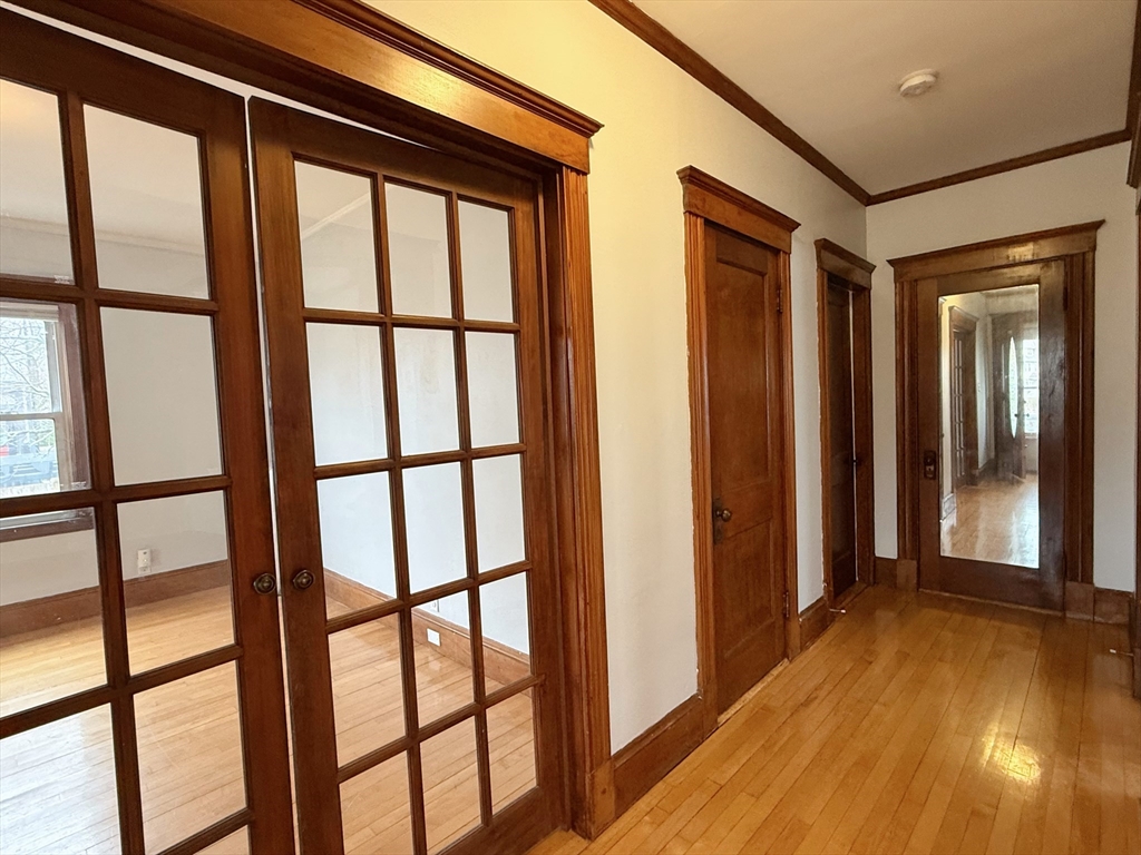 39 Woodward Ave # 1