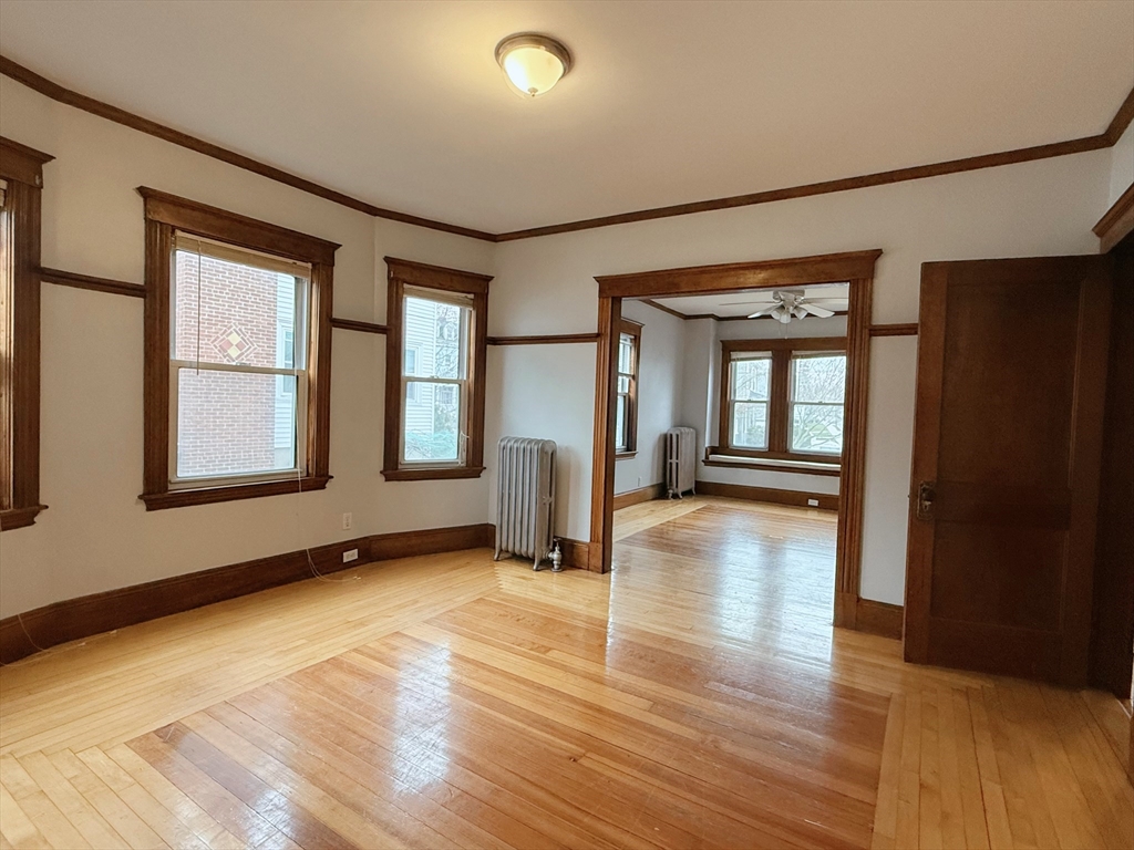 39 Woodward Ave # 1