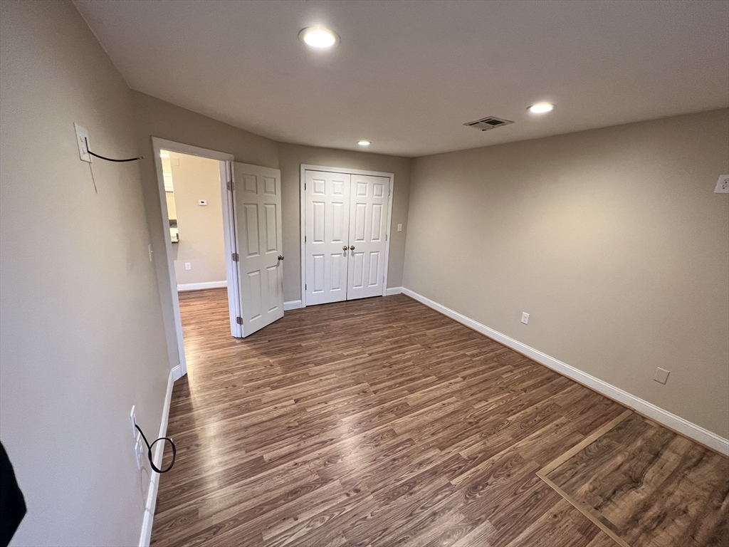 868 Bedford St # 3