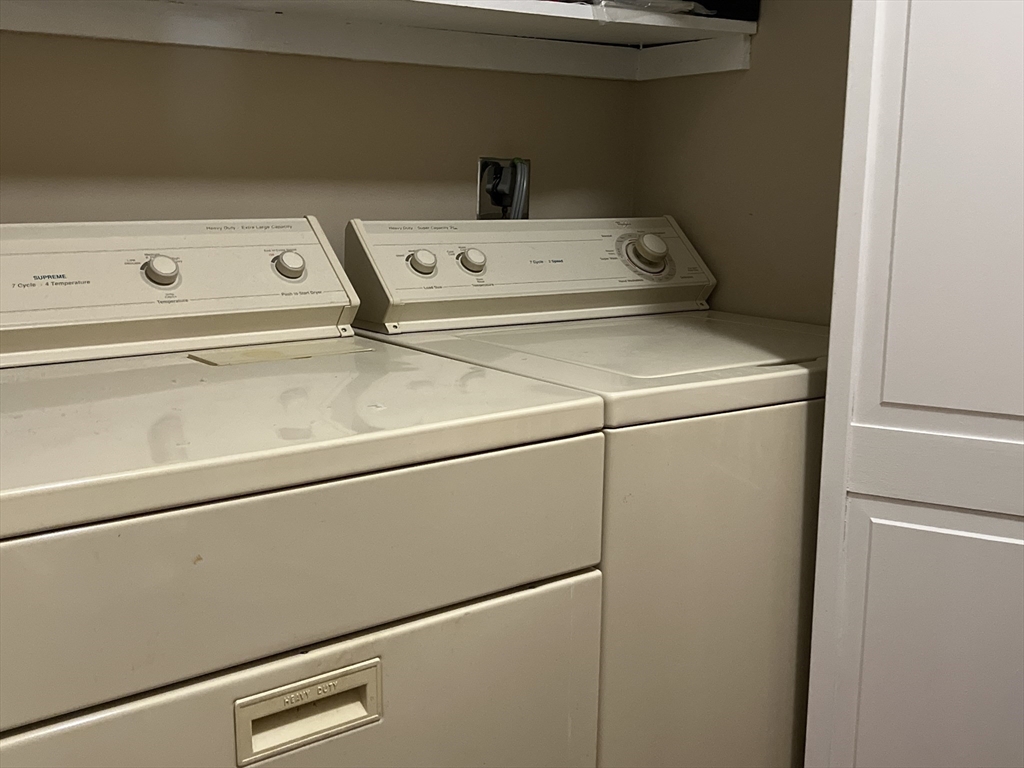 1461 Pawtucket Blvd # 10 Unit: B-10