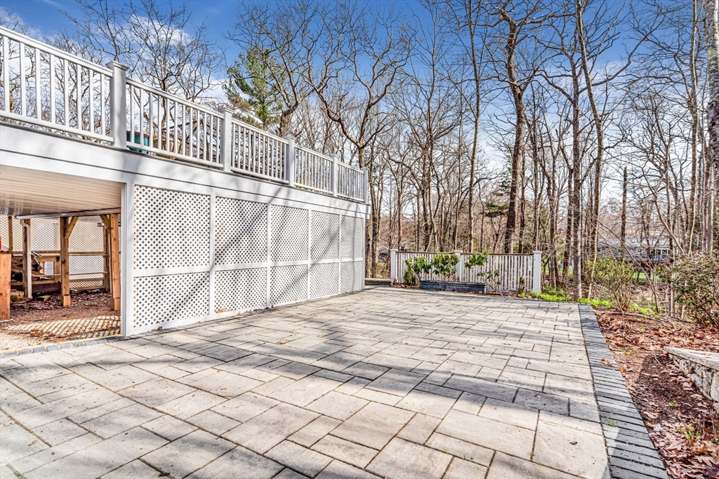 133 Palisades Circle