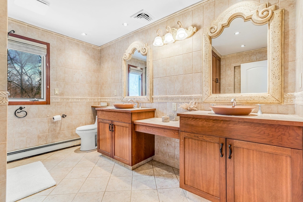 133 Palisades Circle