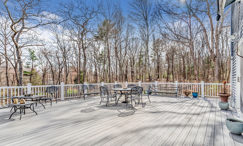 133 Palisades Circle
