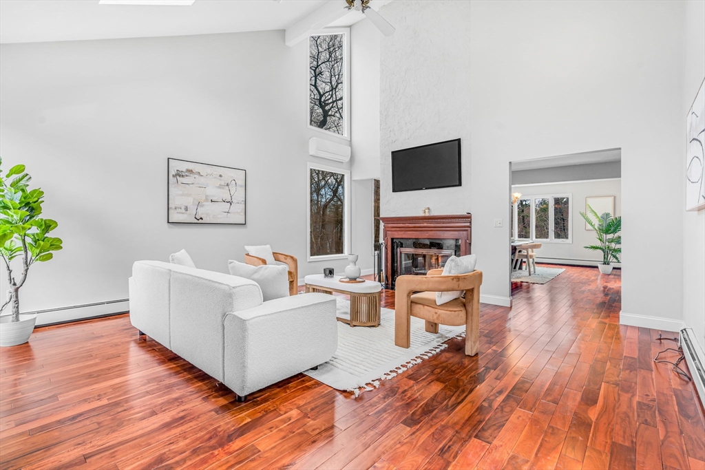 133 Palisades Circle