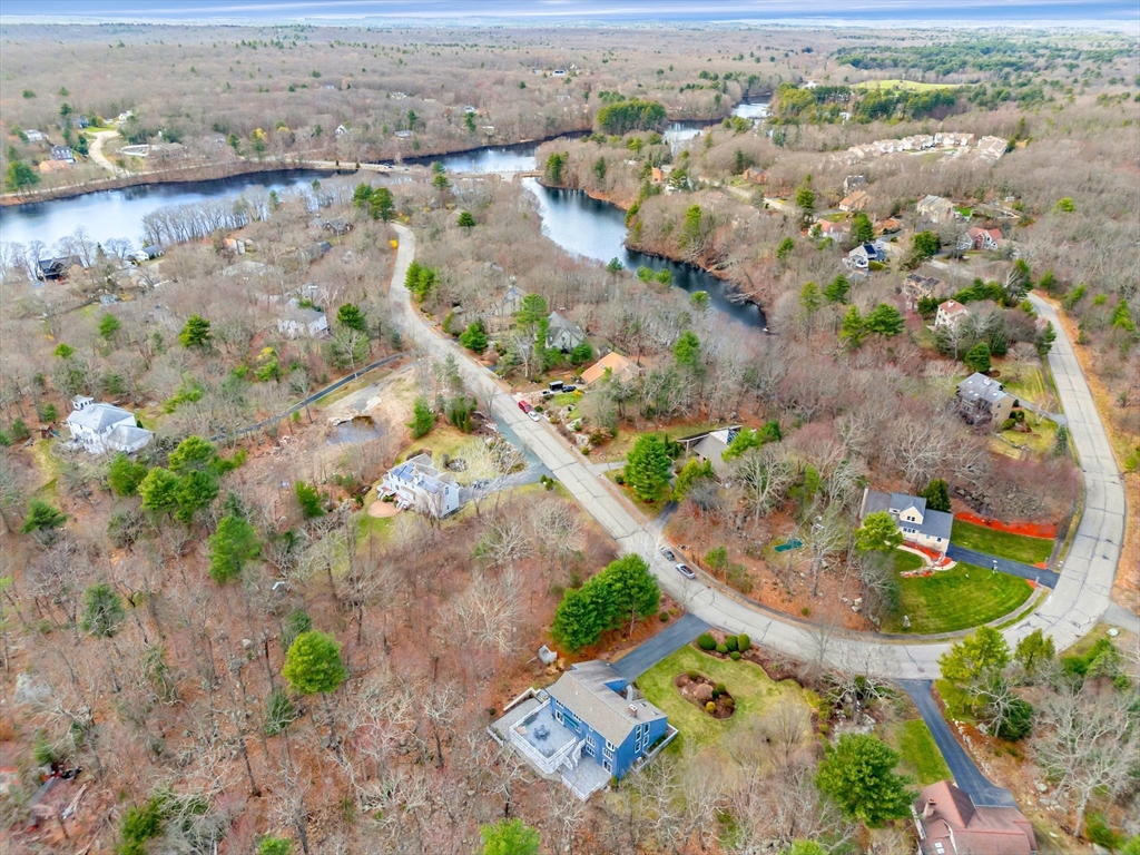 133 Palisades Circle