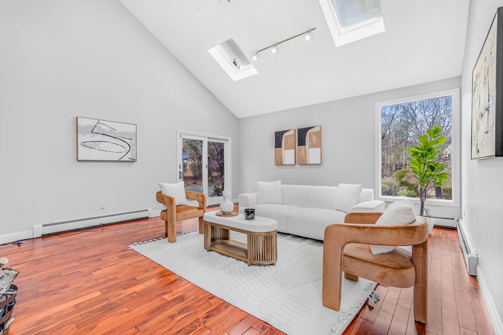 133 Palisades Circle