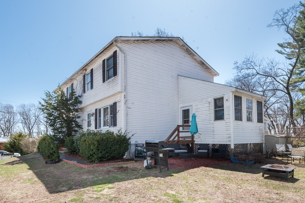 12 Thornton Ave # 12