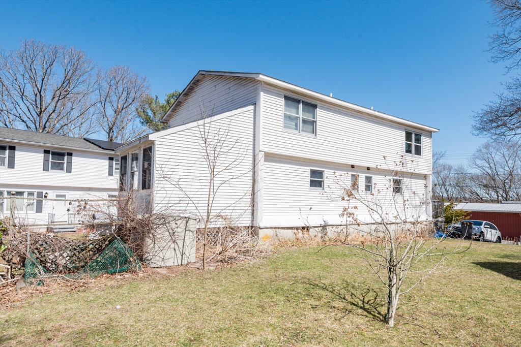 12 Thornton Ave # 12