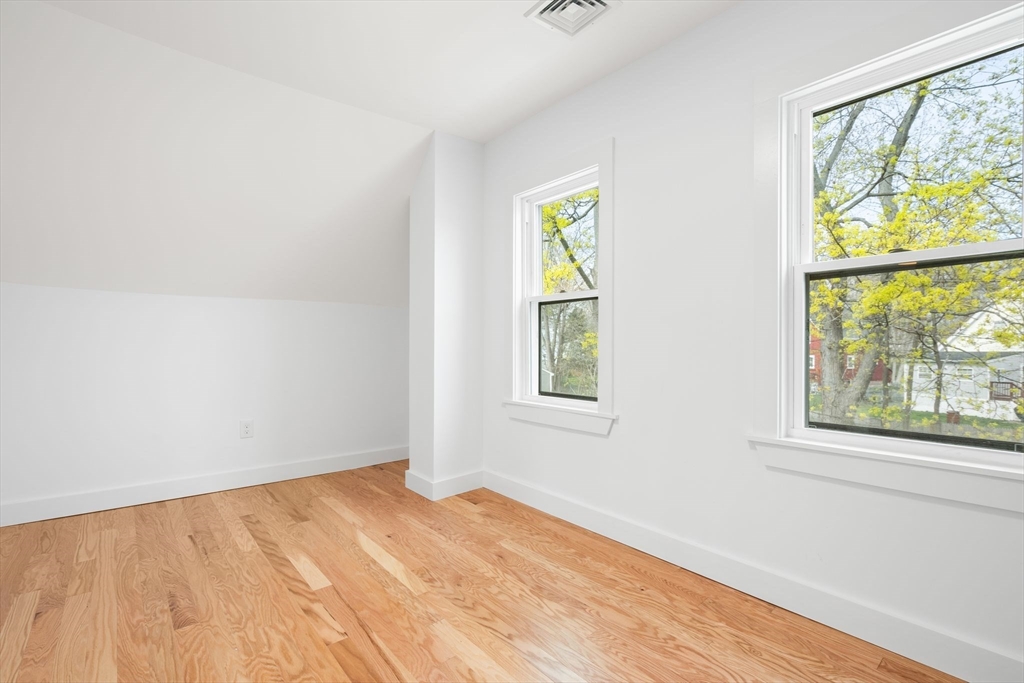 55 Brigham Pl