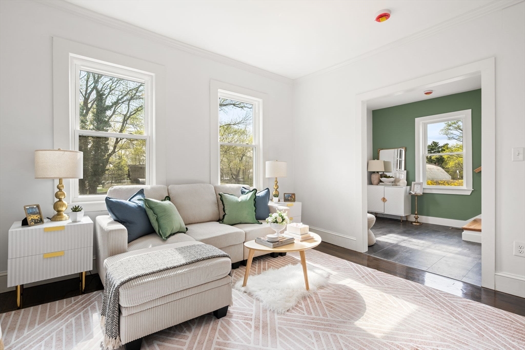55 Brigham Pl