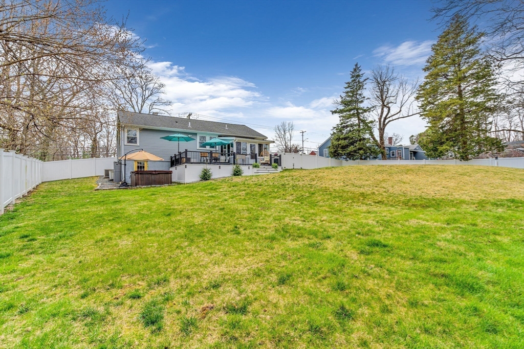 205 Pond St