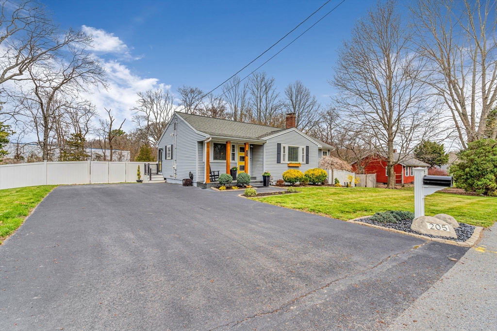 205 Pond St