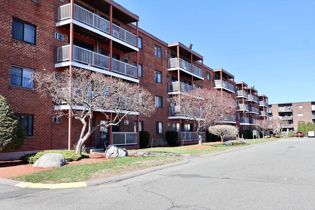 175 Ward St # 35