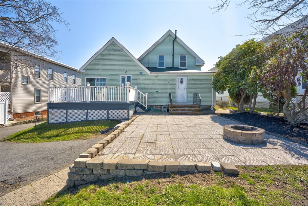 221 Mountain Ave