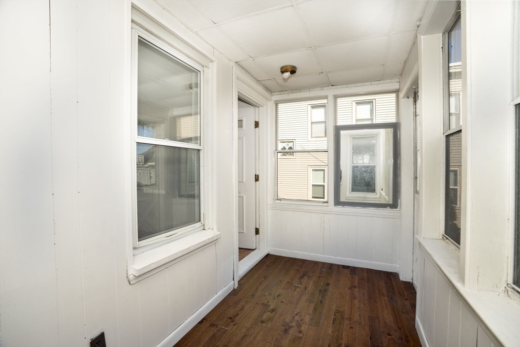 221 Mountain Ave
