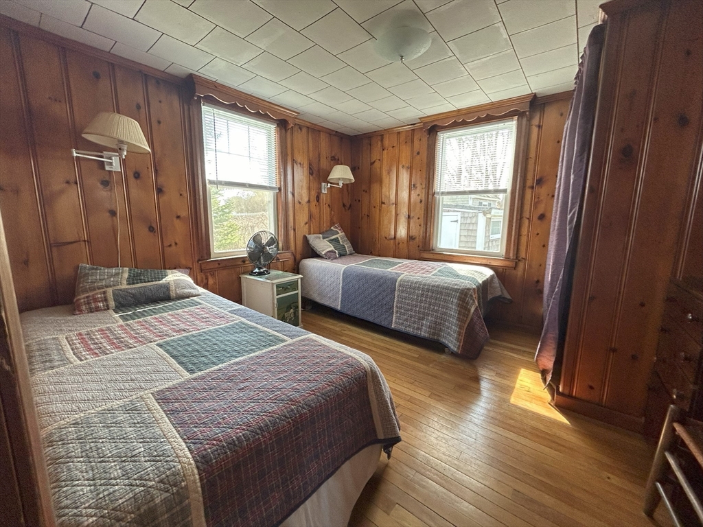 61 Pond View Ave