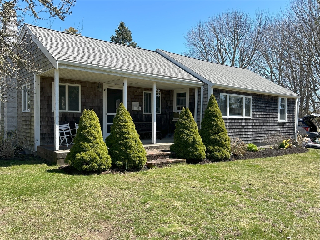 61 Pond View Ave