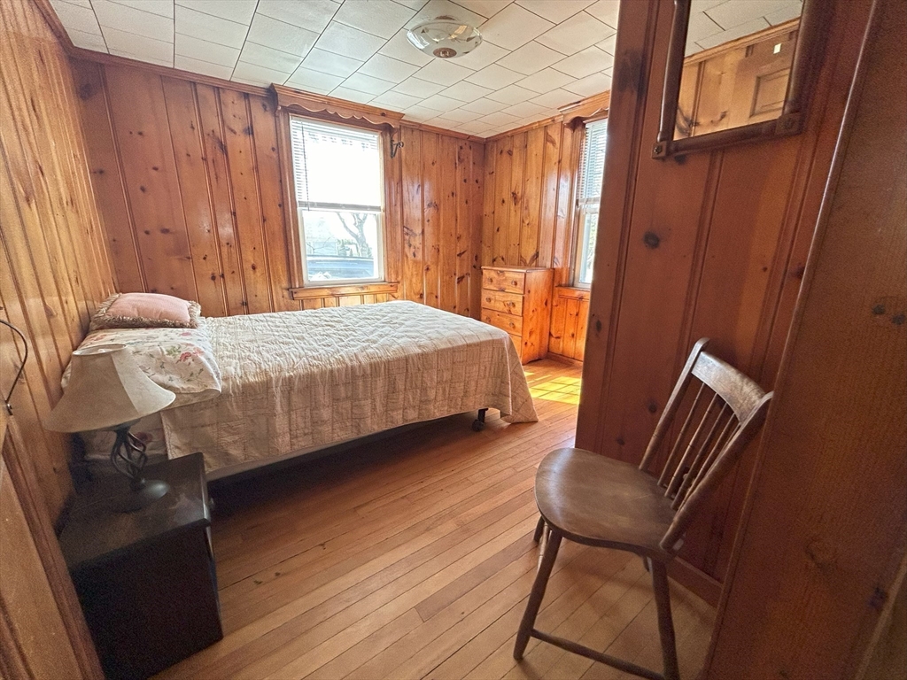 61 Pond View Ave