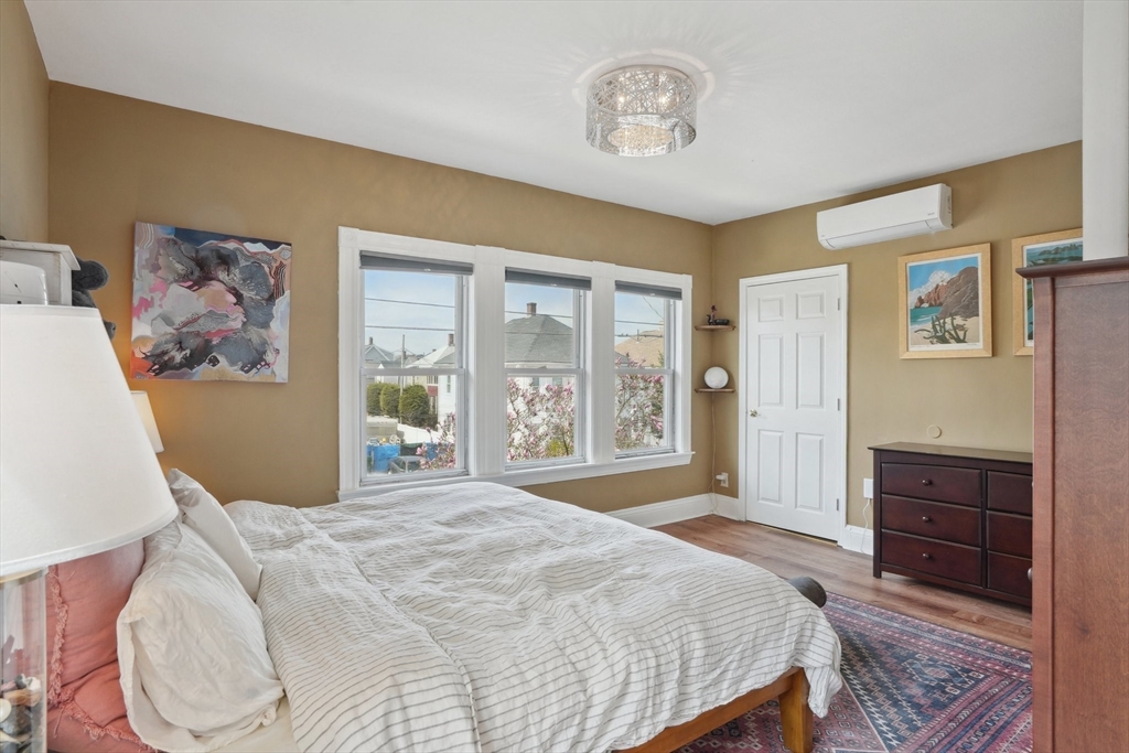 48 Medford St