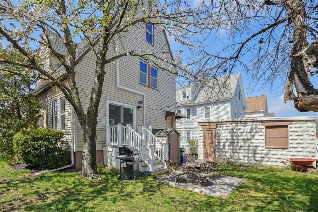 48 Medford St