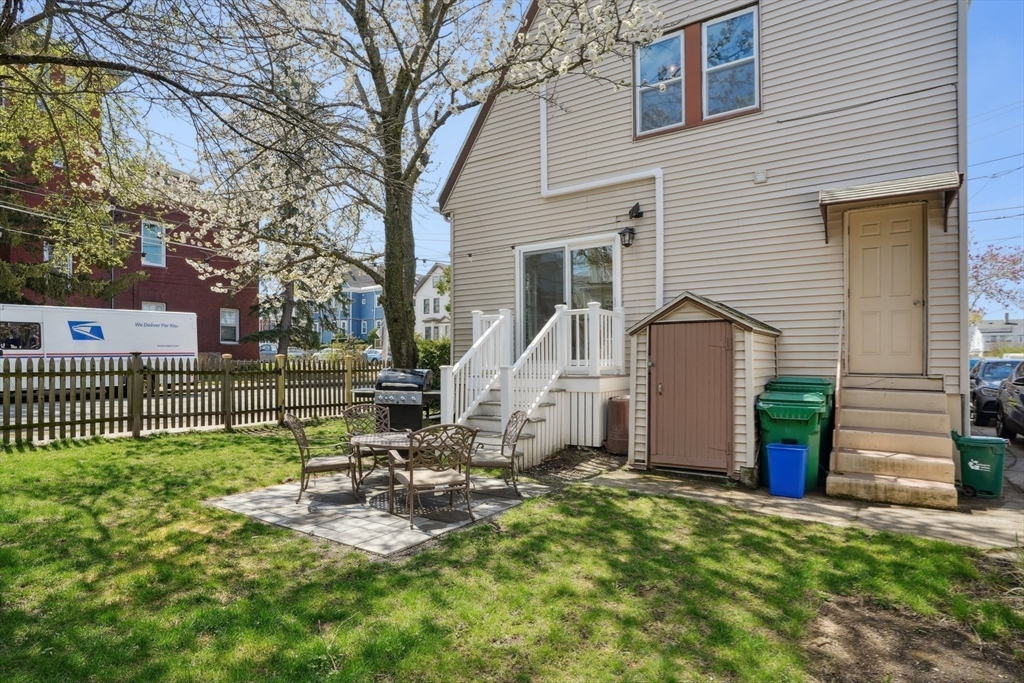 48 Medford St