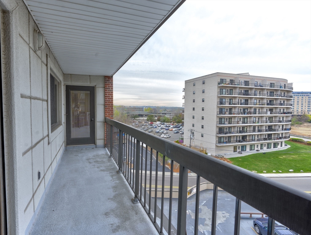 90 Quincy Shore Dr Unit: 414
