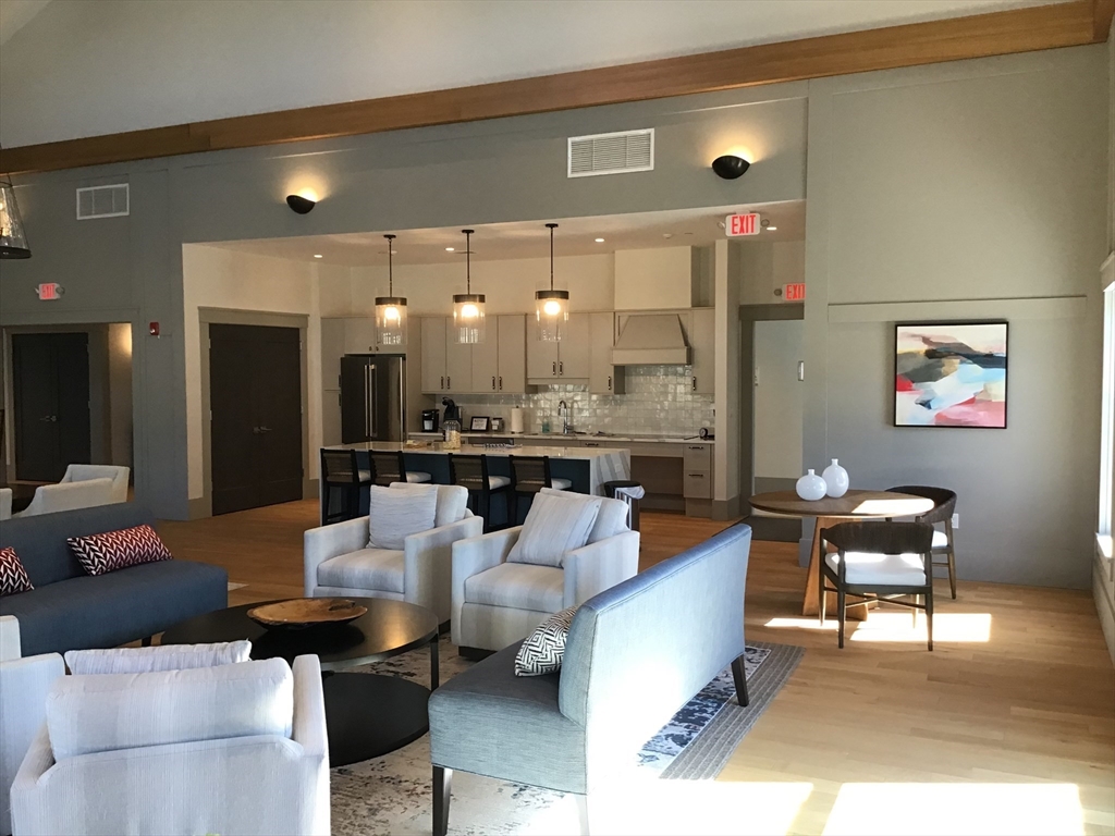 45 Plaza Way # 101