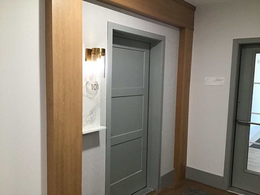 45 Plaza Way # 101