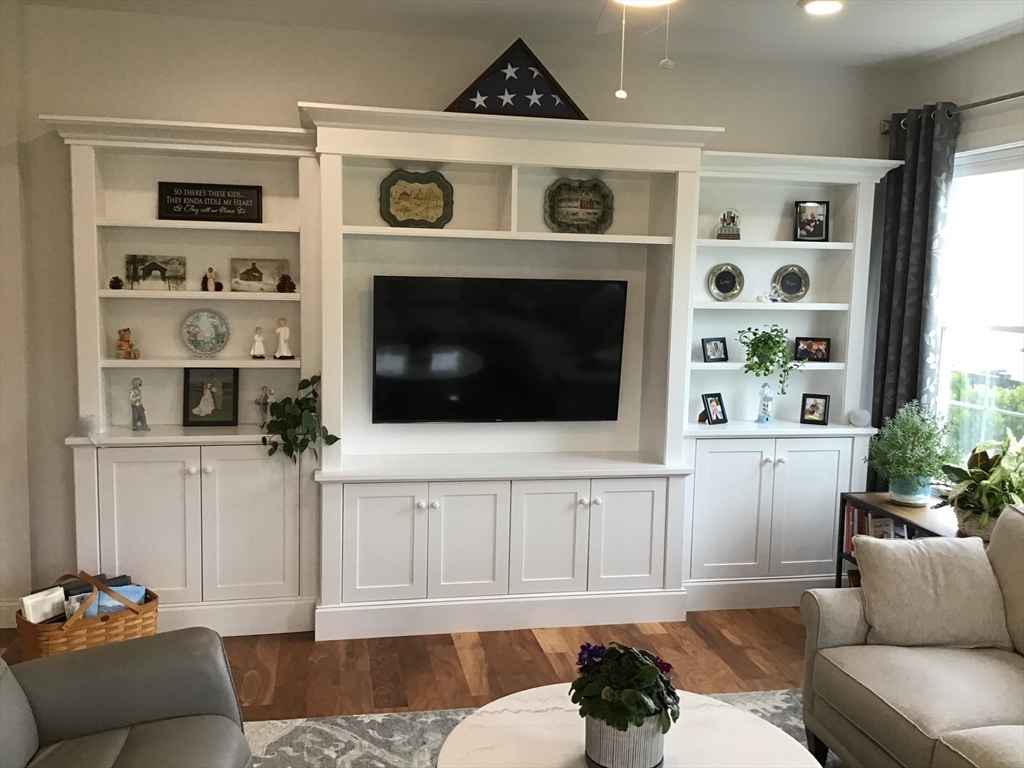 45 Plaza Way # 101