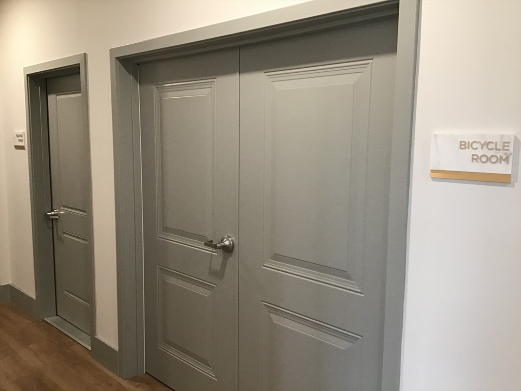 45 Plaza Way # 101
