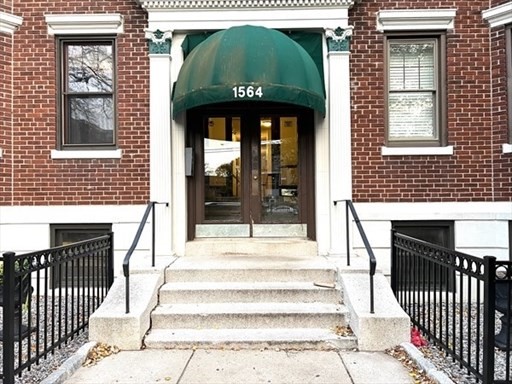 1564 Commonwealth Ave # 17