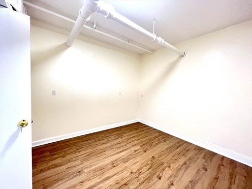 1564 Commonwealth Ave # 17