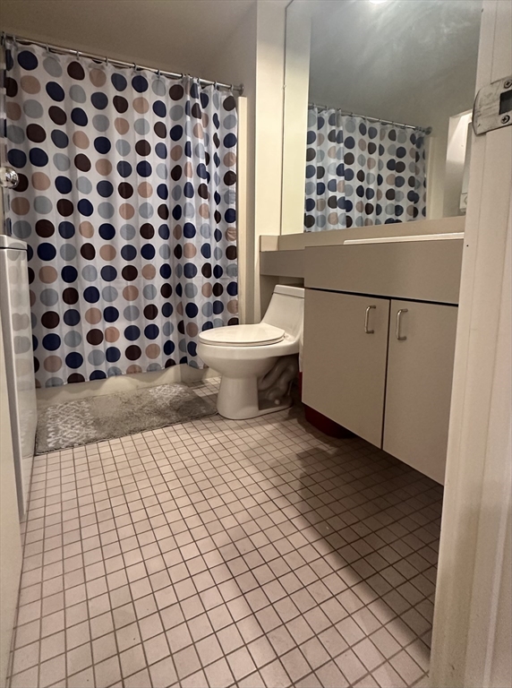 1 Adams St # 207