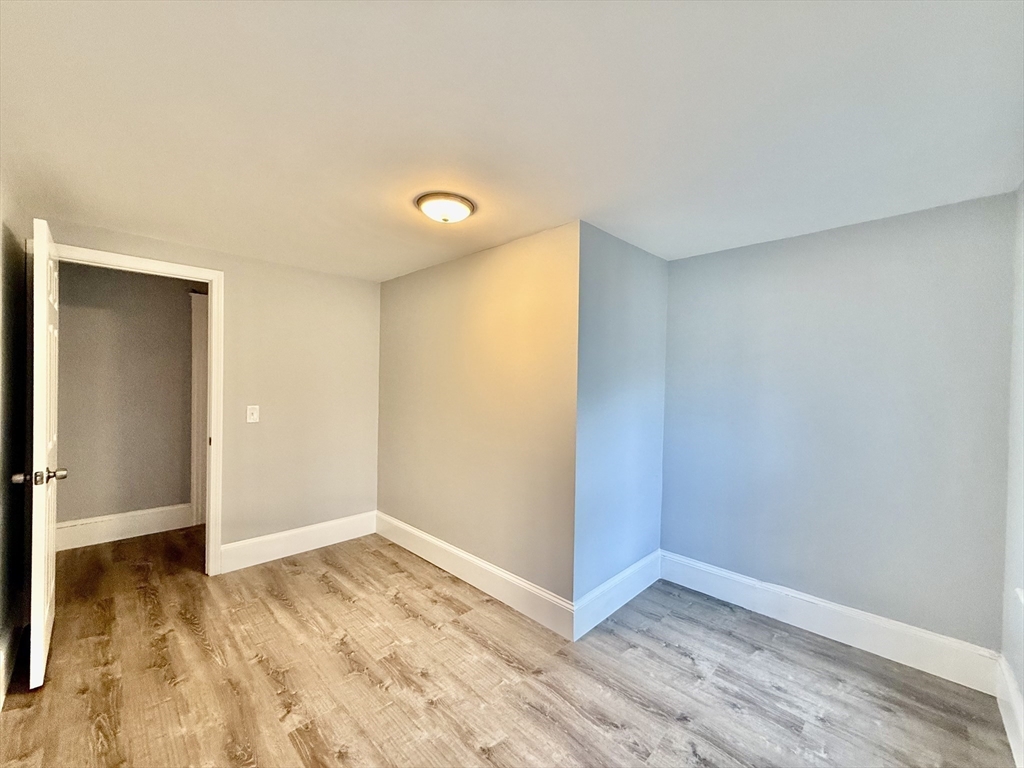 84 Pearl St # 1R