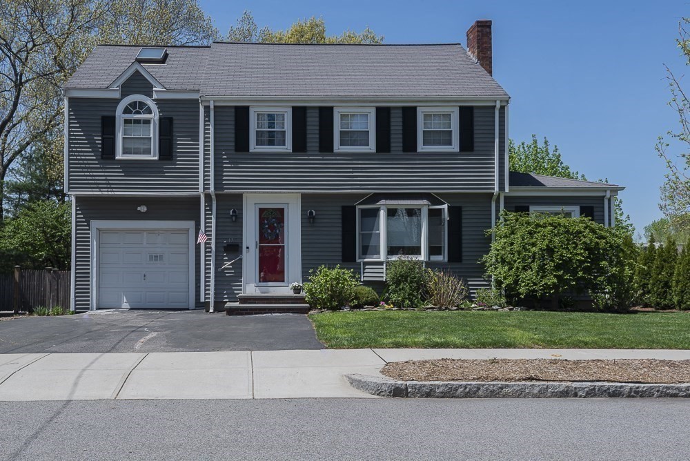 17 Woodcliff Road