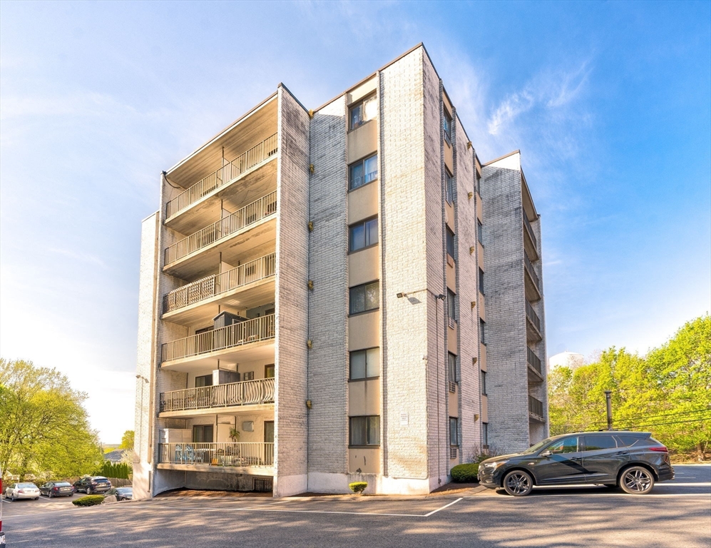 308 Quarry St # 301