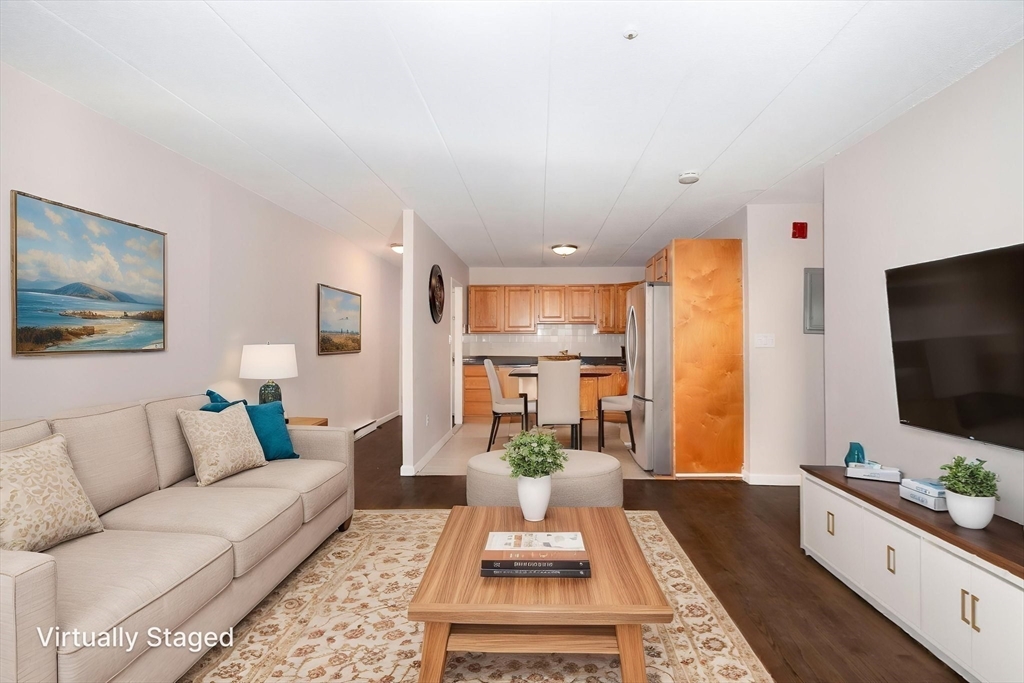308 Quarry St # 301