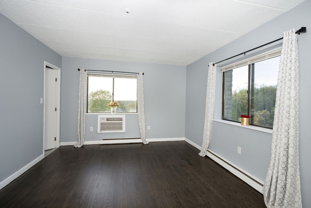 308 Quarry St # 301