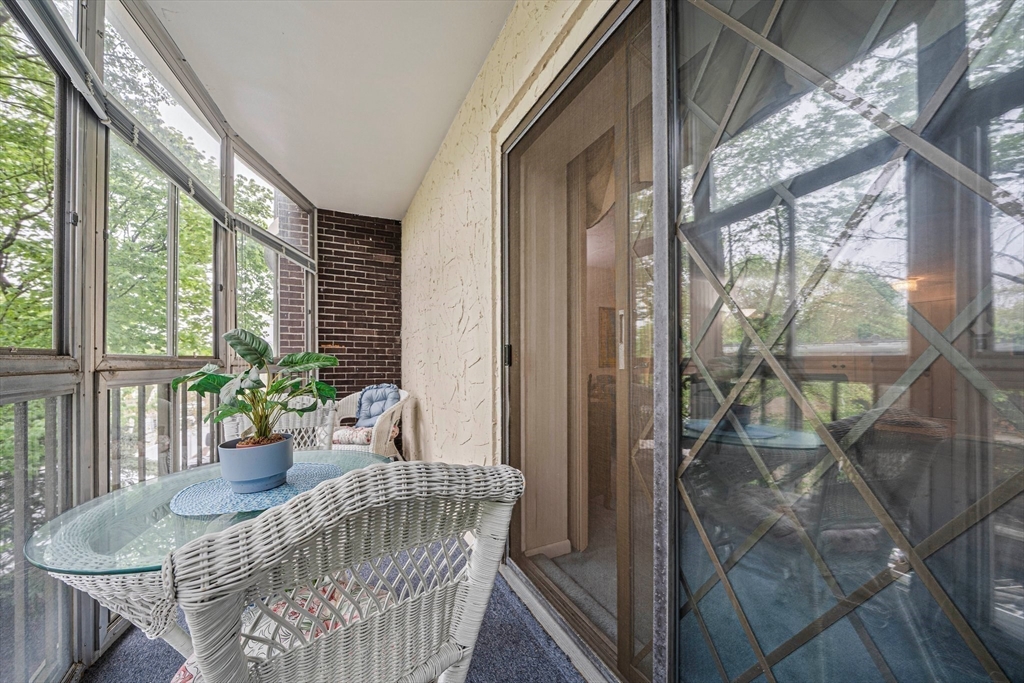 500 Willard St # 203