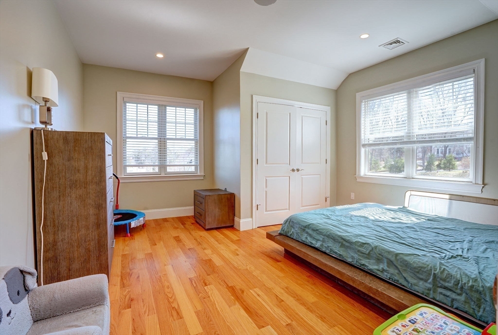 333 Brush Hill Rd # Z2