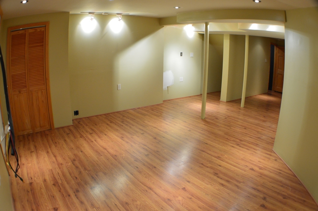 22 Dacy St # 22