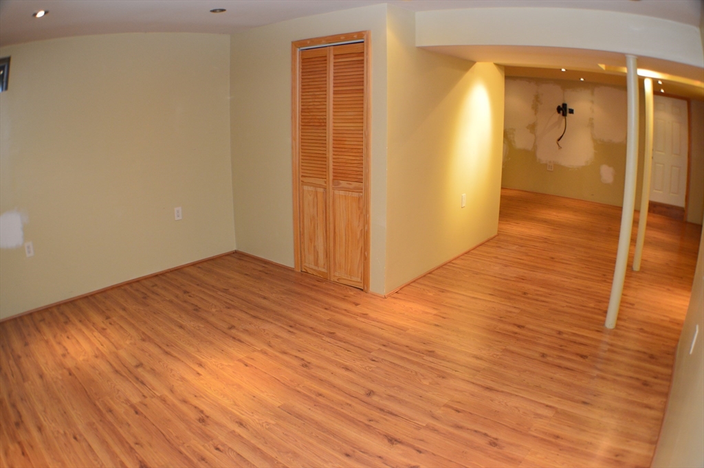 22 Dacy St # 22
