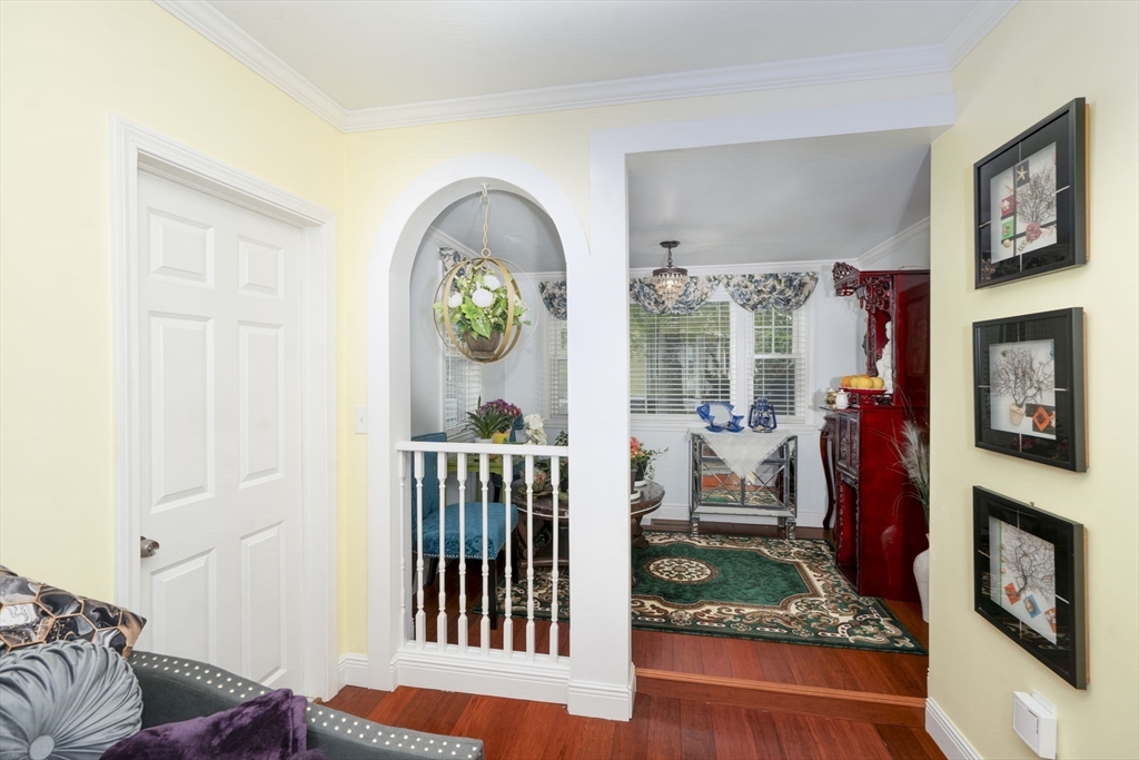 14 Sterling St