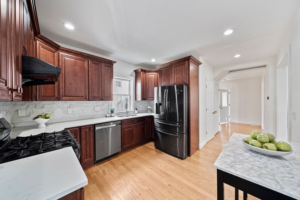 26 Stewart St