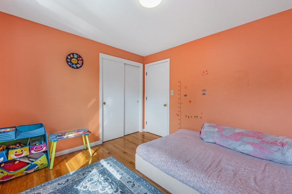 111 E Vanston Rd