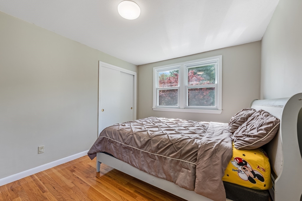 111 E Vanston Rd
