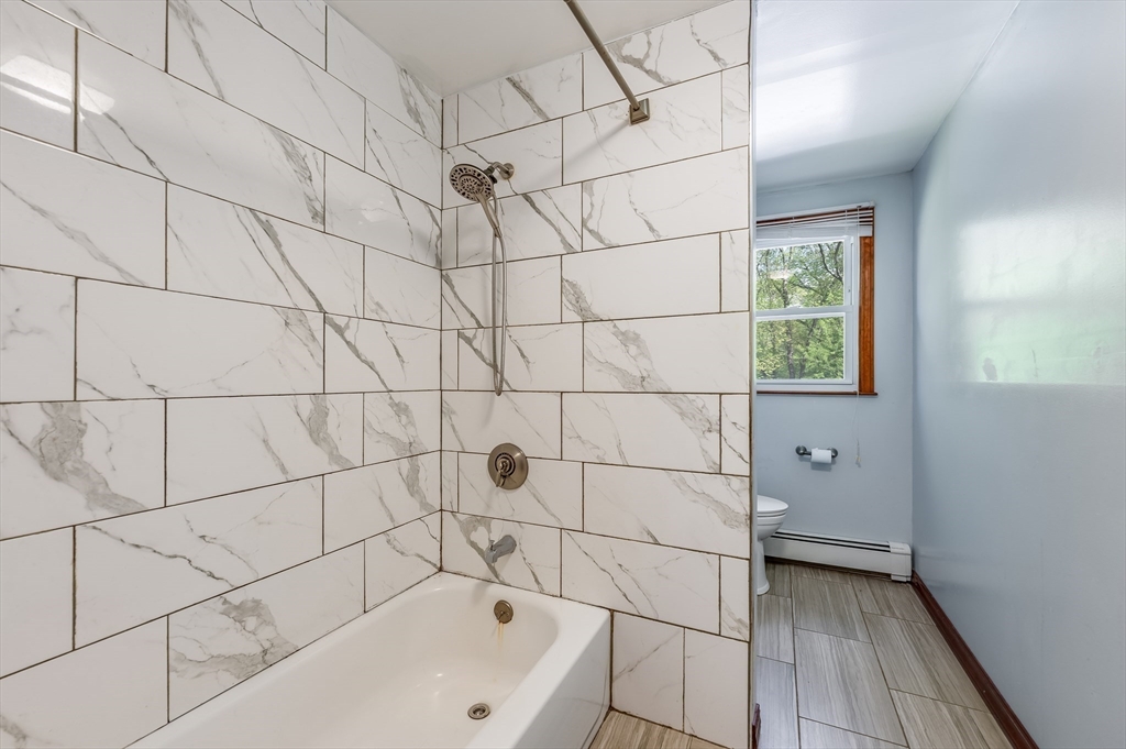 111 E Vanston Rd