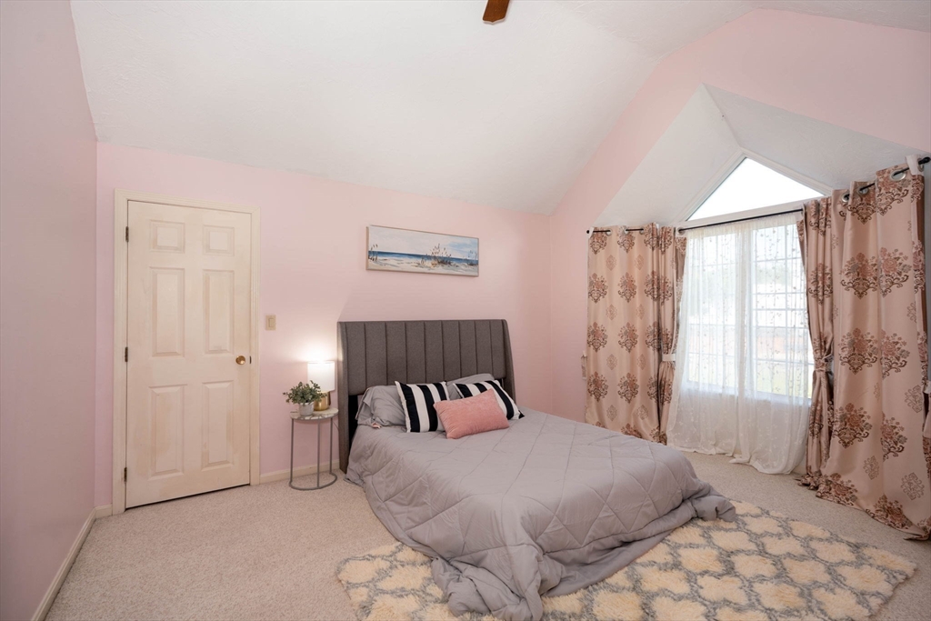 25 Church St # 2